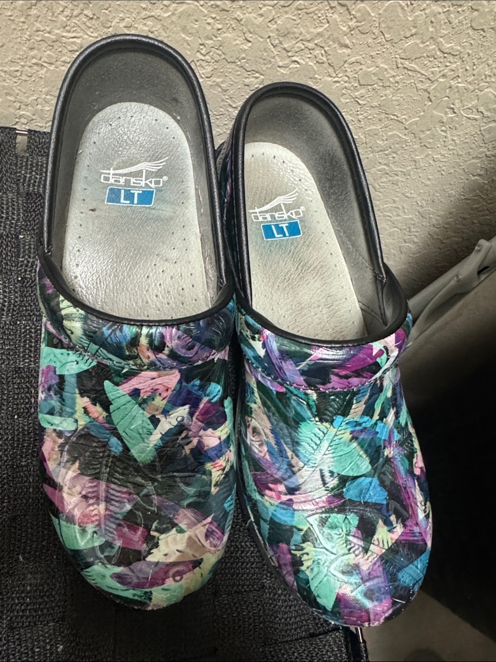 Dansko Women's Multicolor Teal Purple Floral Clogs SZ W EU 37